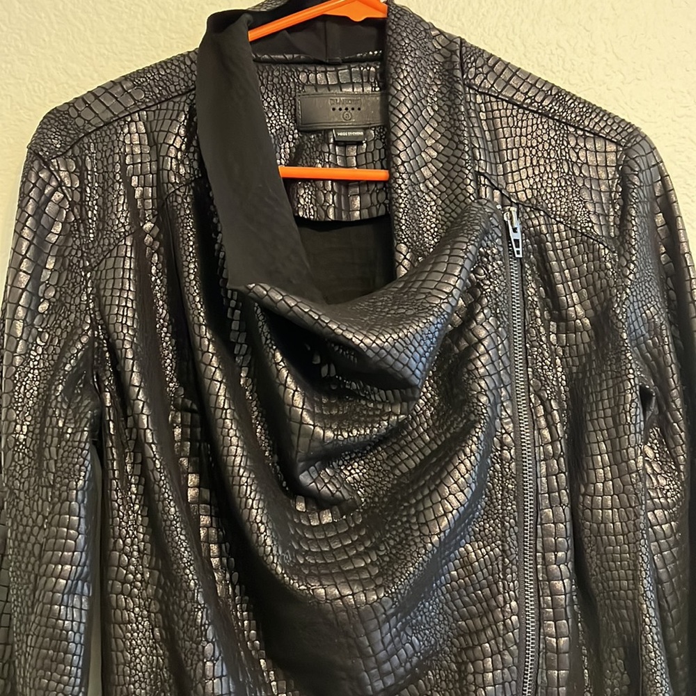 Leather jacket - Picture 2 of 2